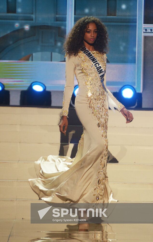 'Miss Universe-2013' semi final rehearsal