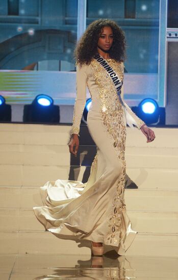 'Miss Universe-2013' semi final rehearsal