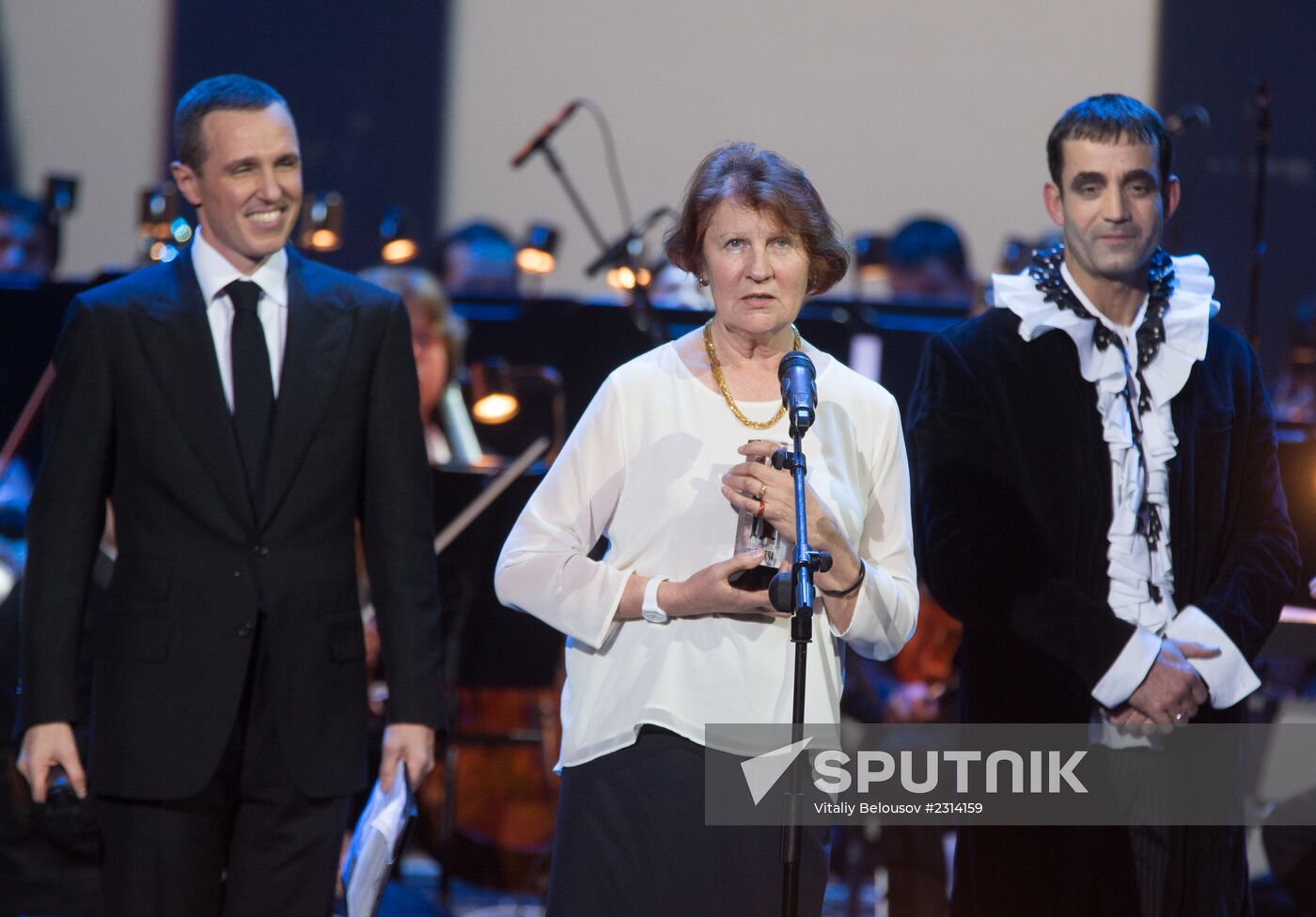 First charitable concert - award ceremony by Artist Foundation