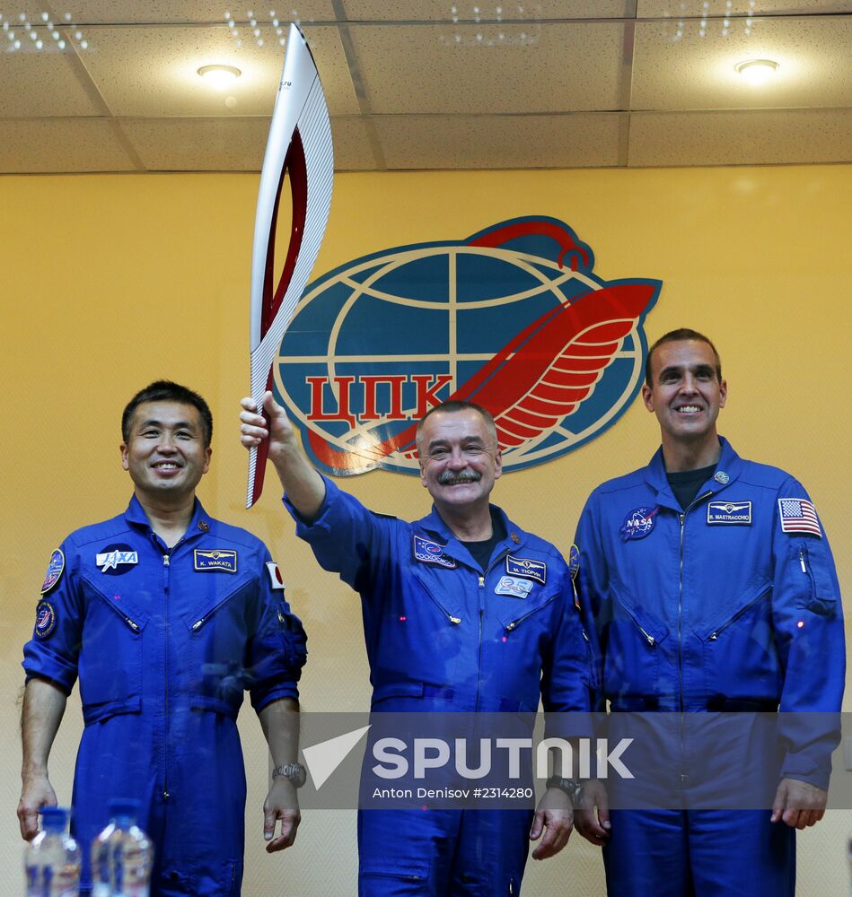 News conference by Soyuz TMA-11M manned spaceship crew