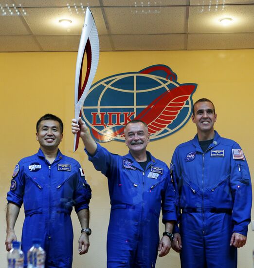 News conference by Soyuz TMA-11M manned spaceship crew