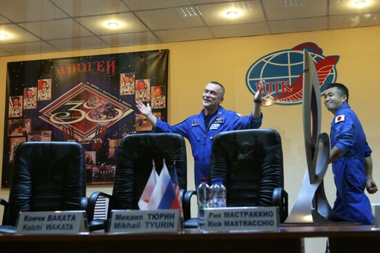 News conference by Soyuz TMA-11M manned spaceship crew