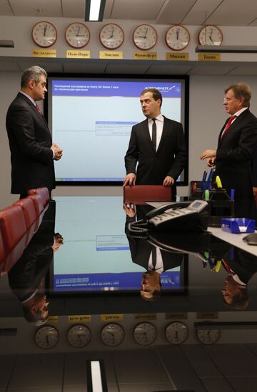 Dmitry Medvedev visits Sheremetyevo Airport