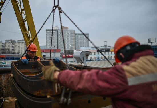 Construction of Petrovsko-Razumovskaya 2 Metro station