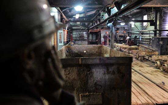 Construction of Petrovsko-Razumovskaya 2 Metro station
