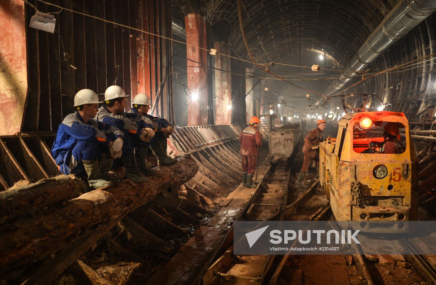 Construction of Petrovsko-Razumovskaya 2 Metro station