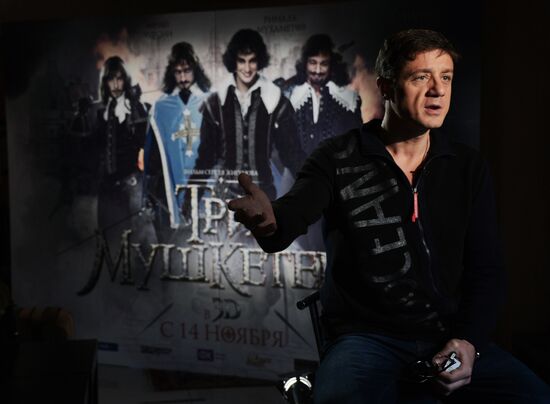 P/c by actors and creators of The Three Musketeers film