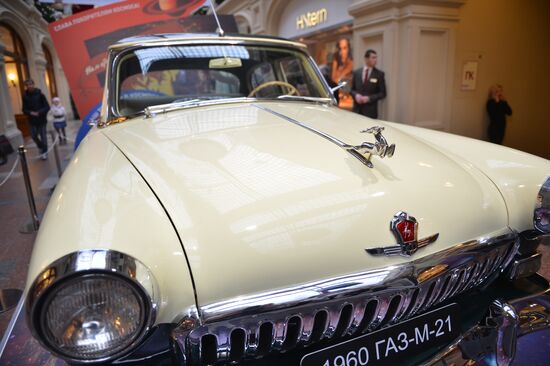 Opening of historic motor show of GAZ cars "Heroes of Their Time"