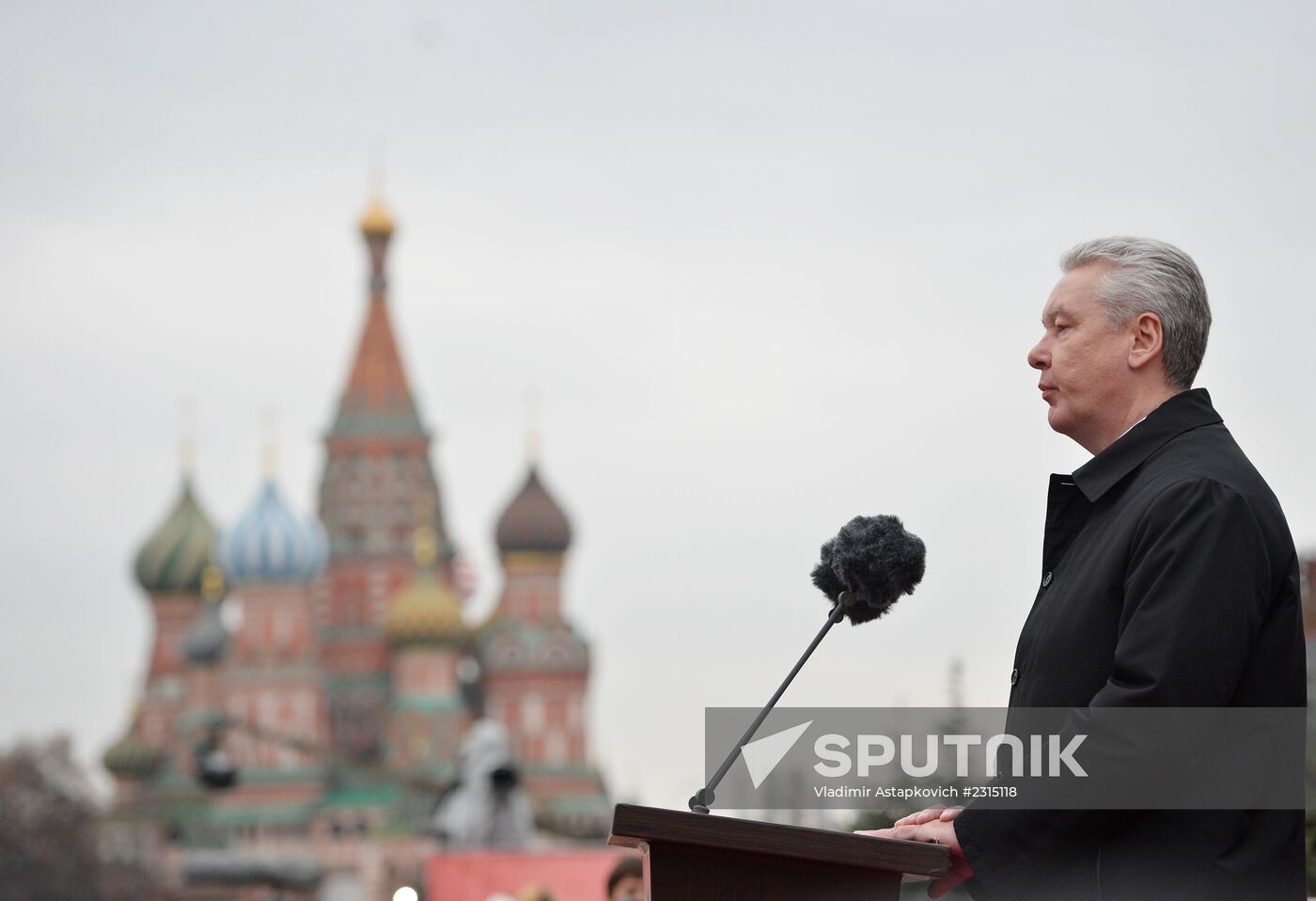 Military march dedicated to 1941 Military Parade anniversary