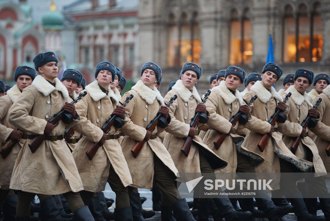 Military march dedicated to 1941 Military Parade anniversary