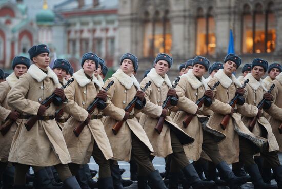 Military march dedicated to 1941 Military Parade anniversary