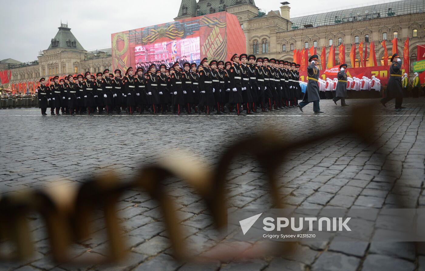 Military march dedicated to 1941 Military Parade anniversary