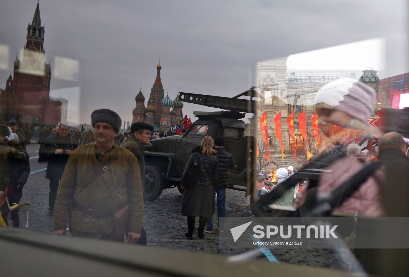 Military march dedicated to 1941 Military Parade anniversary