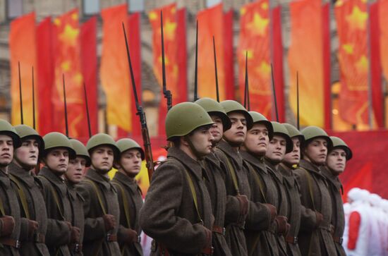Military march dedicated to 1941 Military Parade anniversary