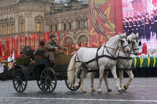 Military march dedicated to 1941 Military Parade anniversary
