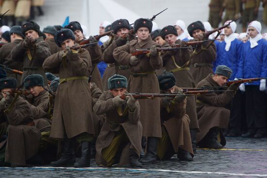 Military march dedicated to 1941 Military Parade anniversary