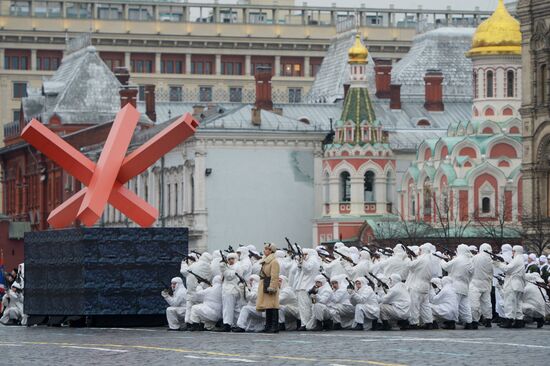 Military march dedicated to 1941 Military Parade anniversary
