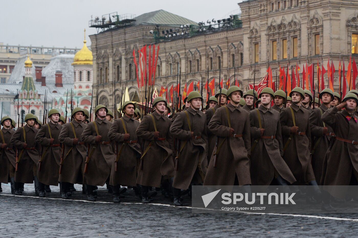 Military march dedicated to 1941 Military Parade anniversary