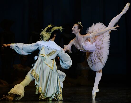 Three Centuries of World Ballet. International Ballet School Festival