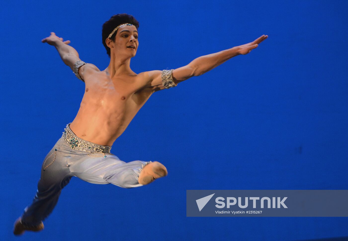 Three Centuries of World Ballet. International Ballet School Festival