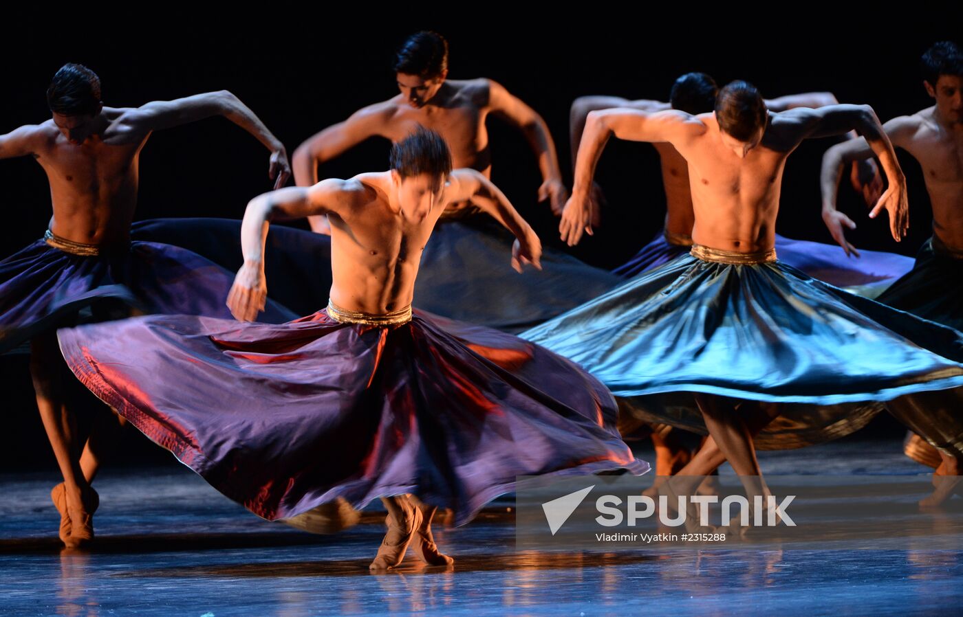 Three Centuries of World Ballet. International Ballet School Festival