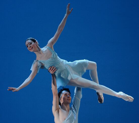Three Centuries of World Ballet. International Ballet School Festival