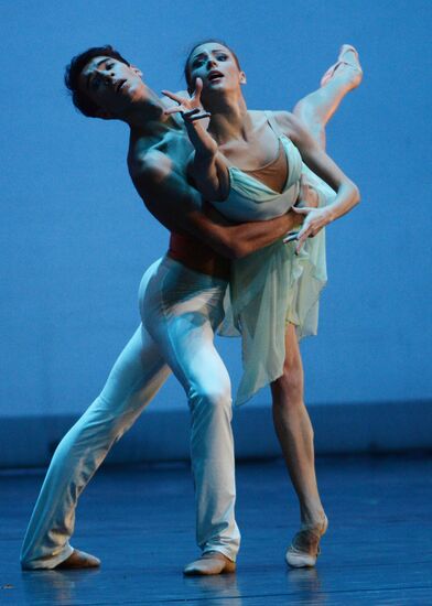 Three Centuries of World Ballet. International Ballet School Festival
