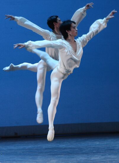 Three Centuries of World Ballet. International Ballet School Festival