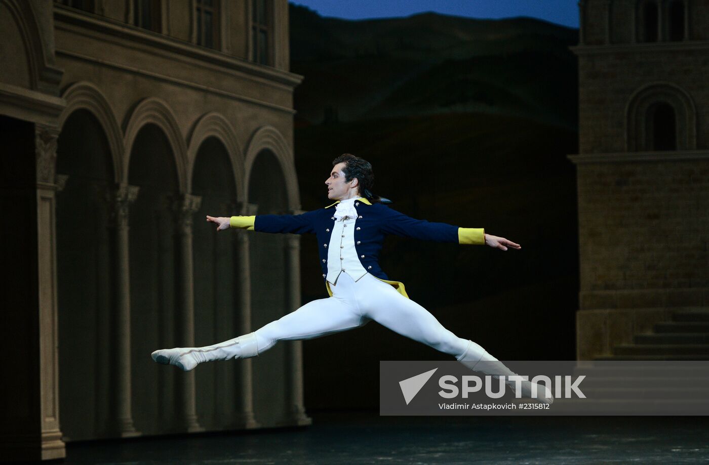 Run-through of Marco Spada at Bolshoi Theatre