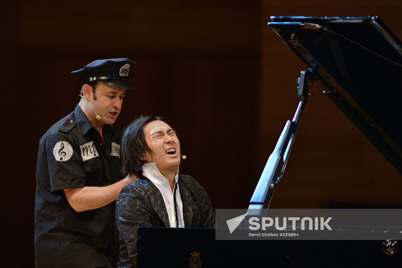 And Now Mozart show at Moscow House of Music