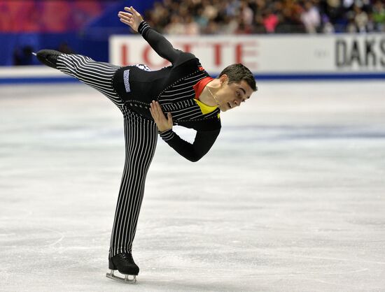 ISU Grand Prix of Figure Skating. Men. Short program