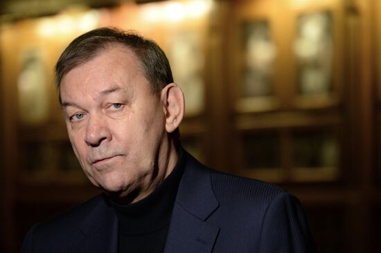 News conference on 70th anniversary of Moscow Art Theater School and Studio and presentation of "Family Album 60+10"