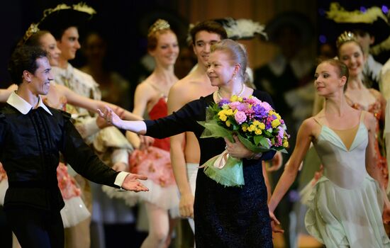 "Three Centuries of World Ballet" festival of international ballet schools