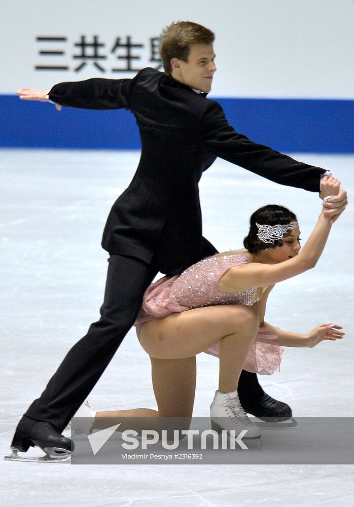 ISU Grand Prix of Figure Skating. Ice dance. Short program