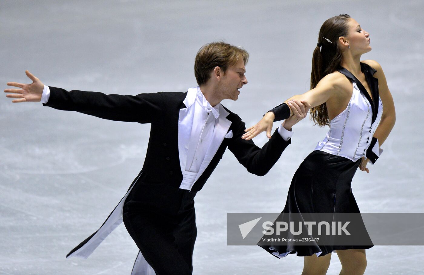 ISU Grand Prix of Figure Skating. Ice dance. Short program