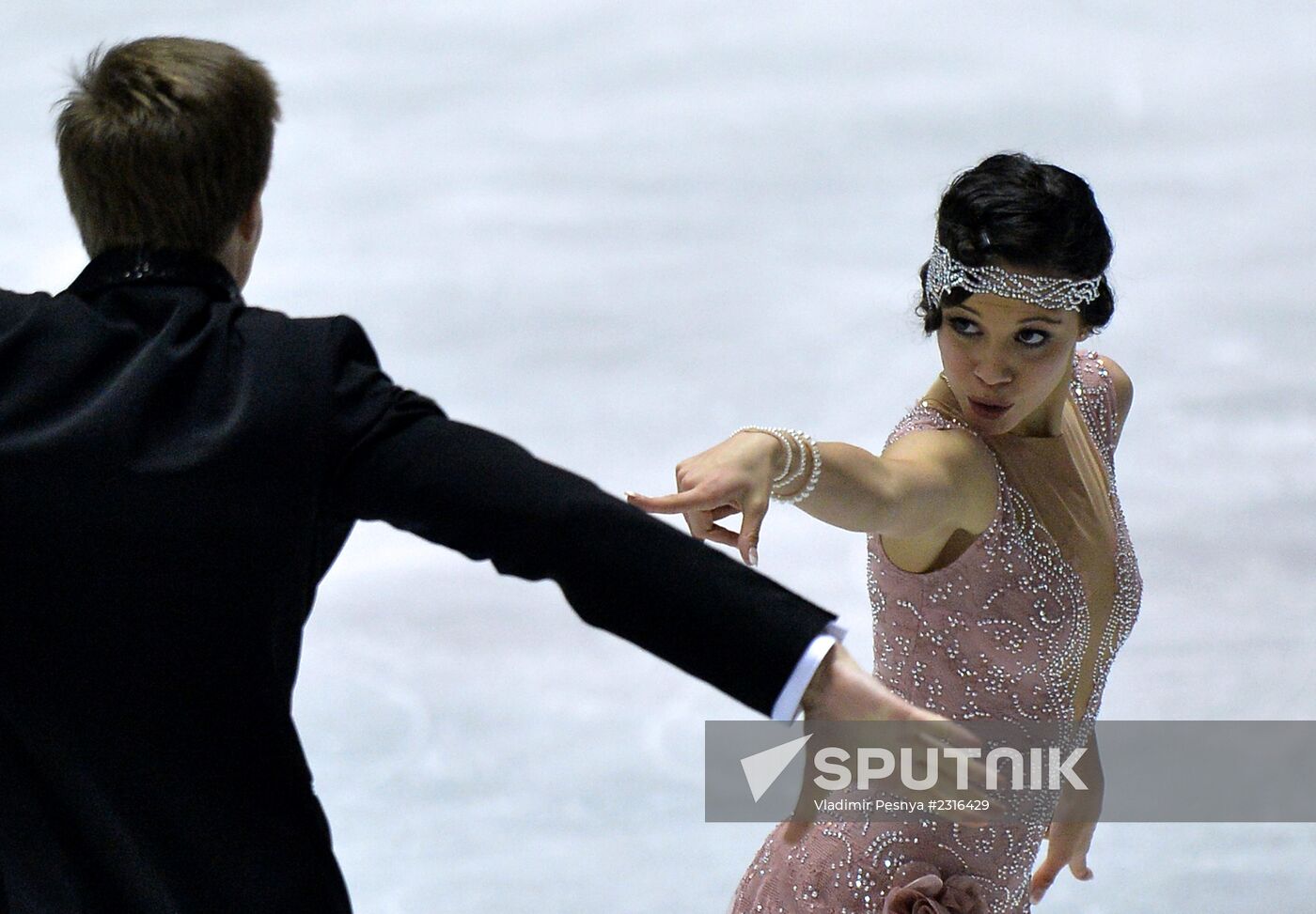ISU Grand Prix of Figure Skating. Ice dance. Short program