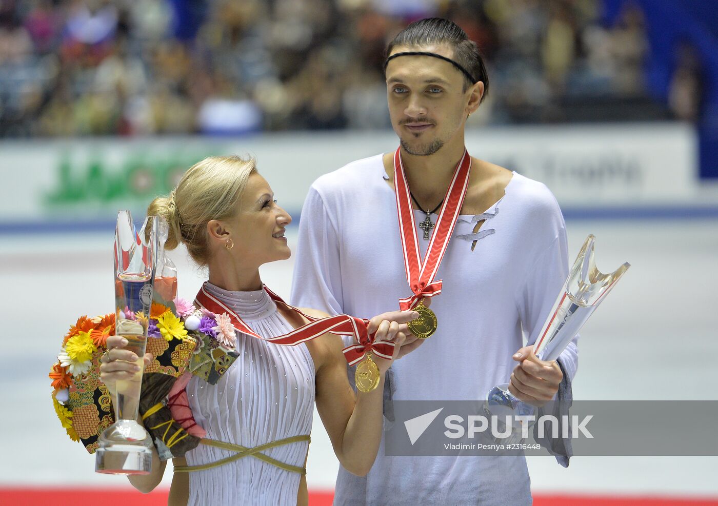 ISU Grand Prix of Figure Skating. Pairs. Free skating