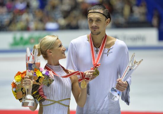 ISU Grand Prix of Figure Skating. Pairs. Free skating