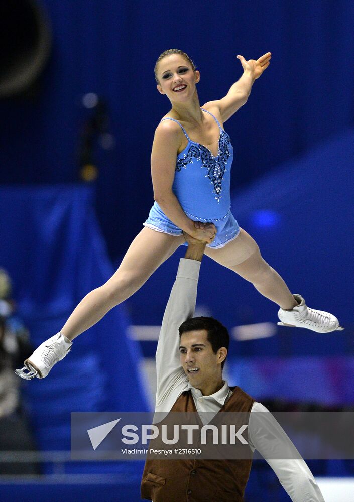 ISU Grand Prix of Figure Skating. Pairs. Free skating