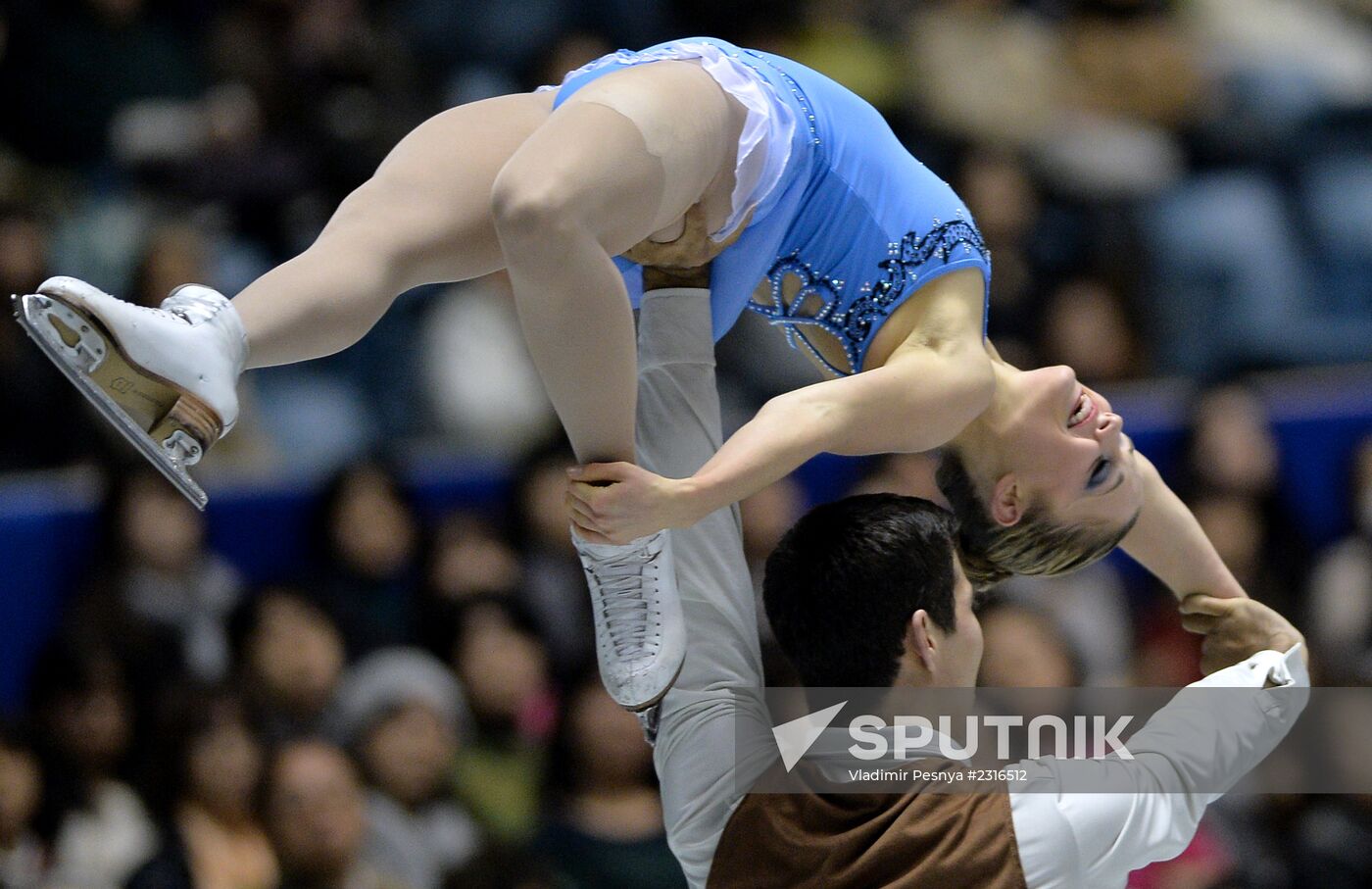 ISU Grand Prix of Figure Skating. Pairs. Free skating