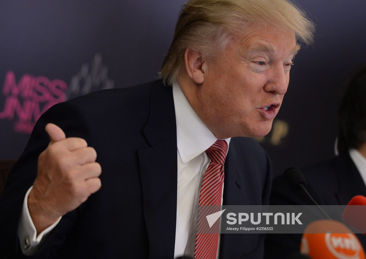 News conference with Donald Trump on 2013 Miss Universe Competition