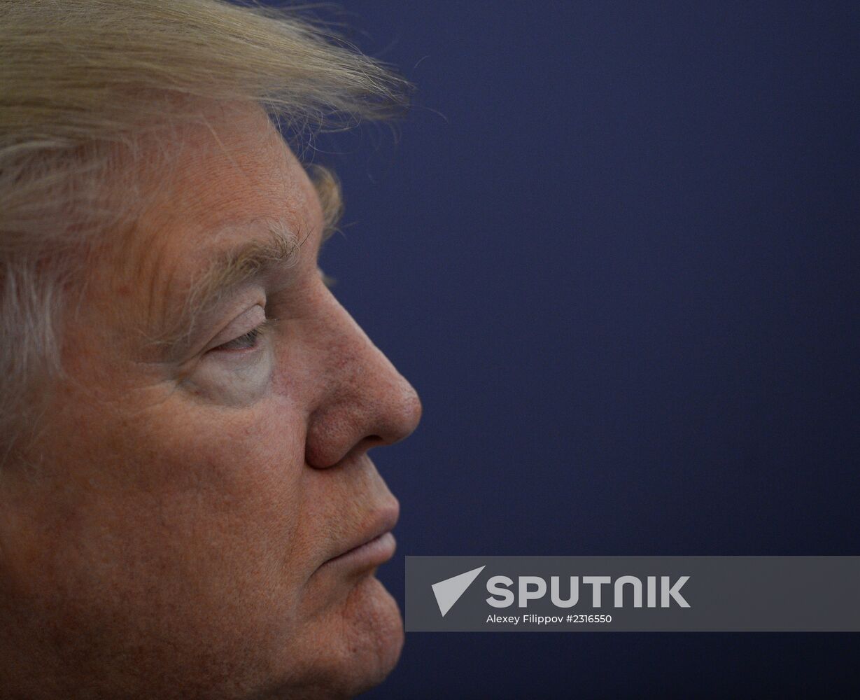 News conference with Donald Trump on 2013 Miss Universe Competition