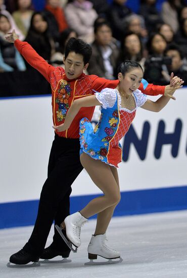 ISU Grand Prix of Figure Skating. Pairs. Free skating