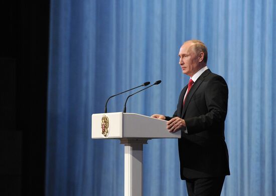 Vladimir Putin attends gala performance at State Kremlin Palace