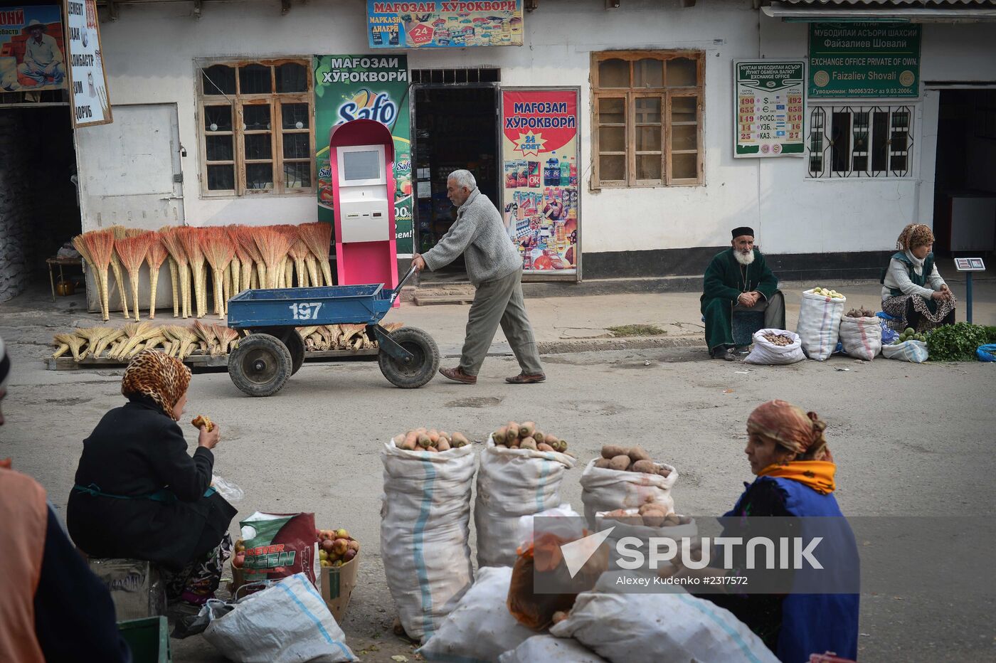 Green Market in Dushanbe