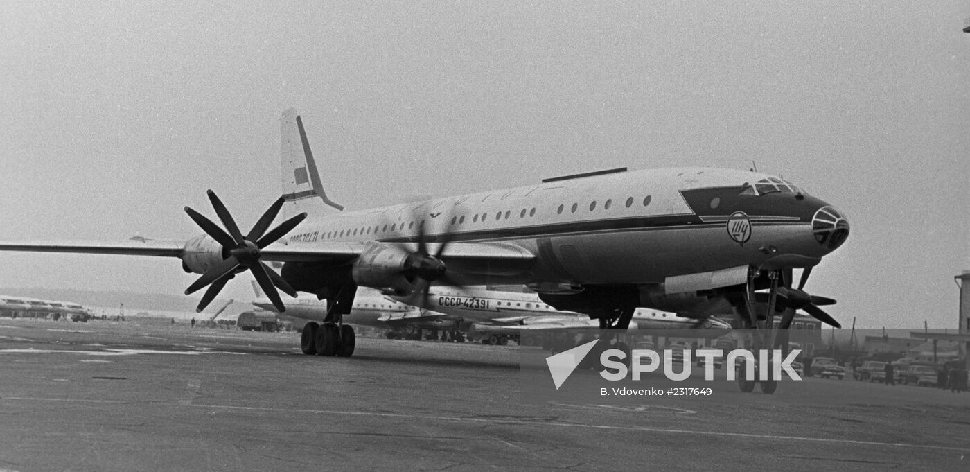 Passenger aircraft TupolevTu-114