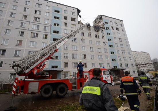 Gas explosion in nine-floor building near Moscow