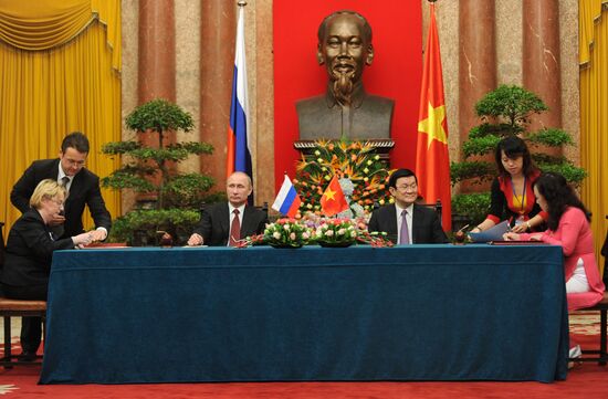 Vladimir Putin's official visit to Vietnam