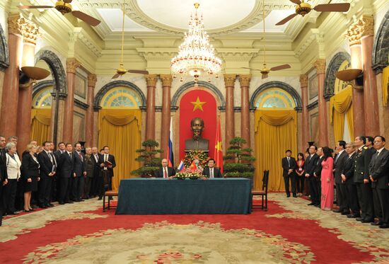 Vladimir Putin's official visit to Vietnam
