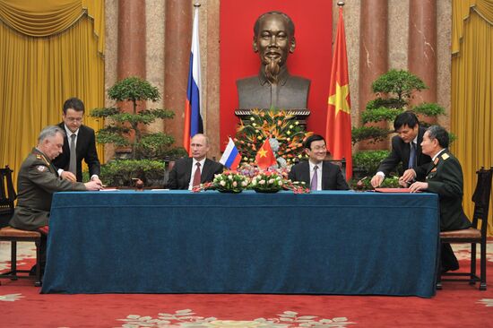 Vladimir Putin's official visit to Vietnam